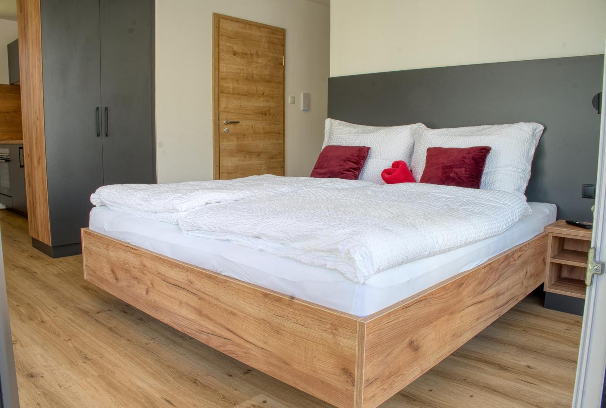 Myquartier City Chalets Innsbruck Bagian luar foto