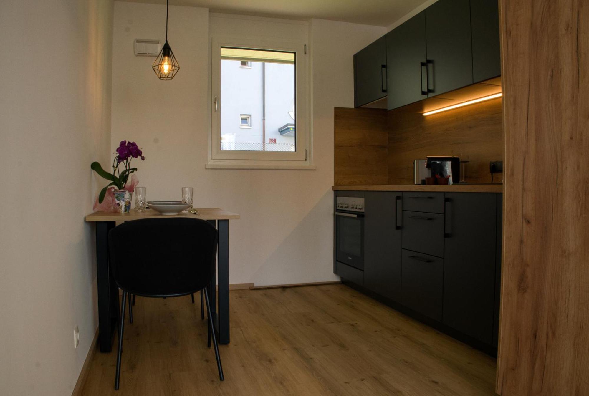 Myquartier City Chalets Innsbruck Bagian luar foto