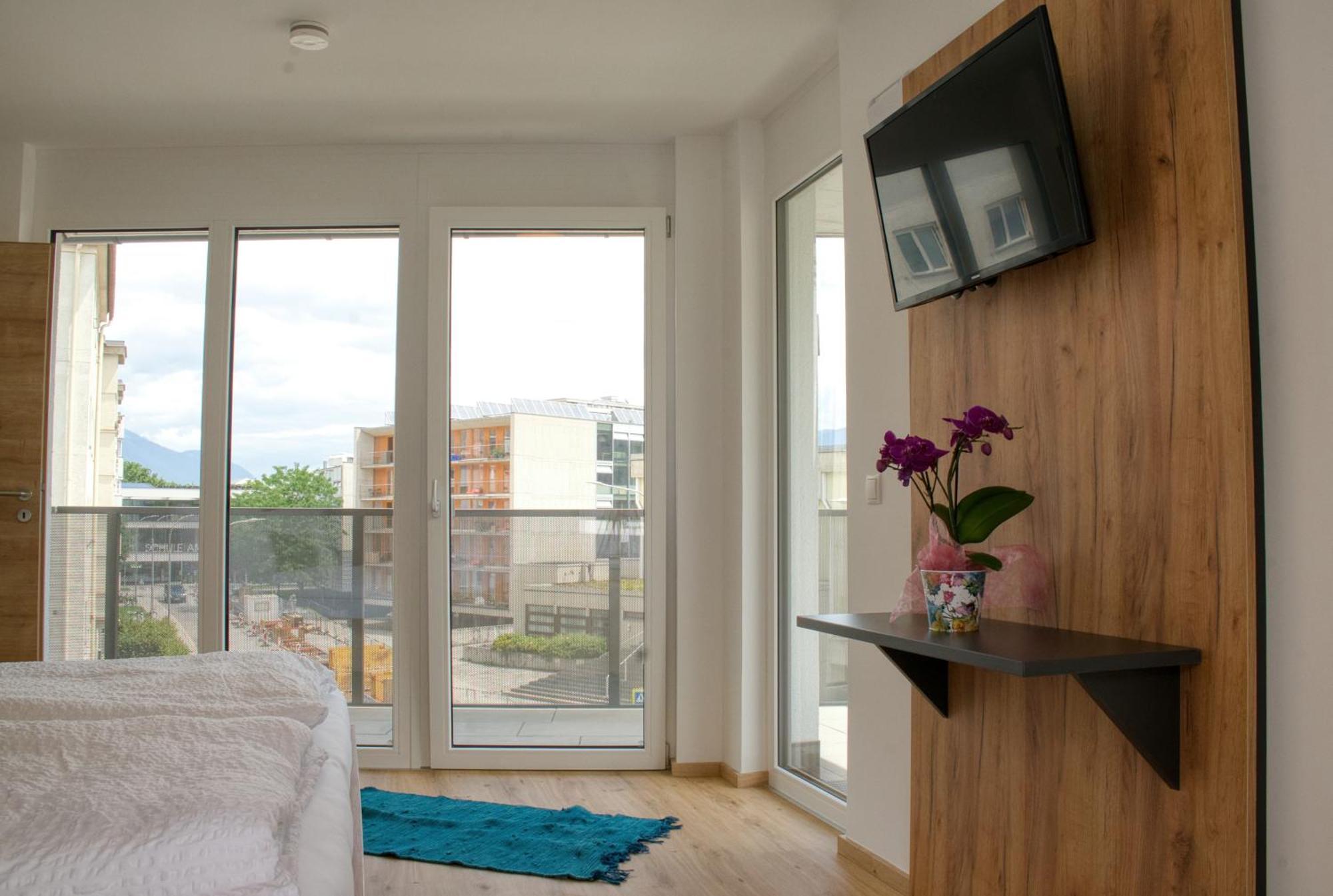 Myquartier City Chalets Innsbruck Bagian luar foto