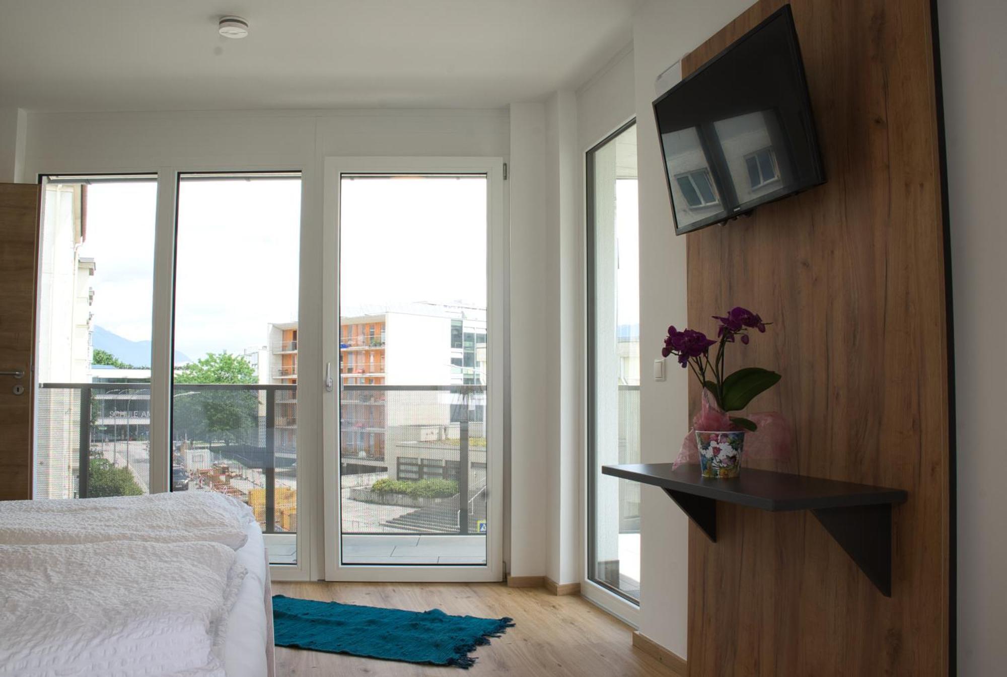 Myquartier City Chalets Innsbruck Bagian luar foto