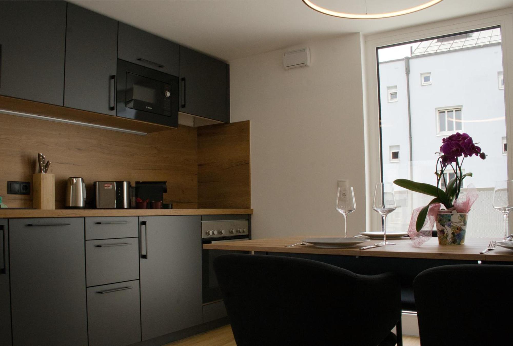 Myquartier City Chalets Innsbruck Bagian luar foto