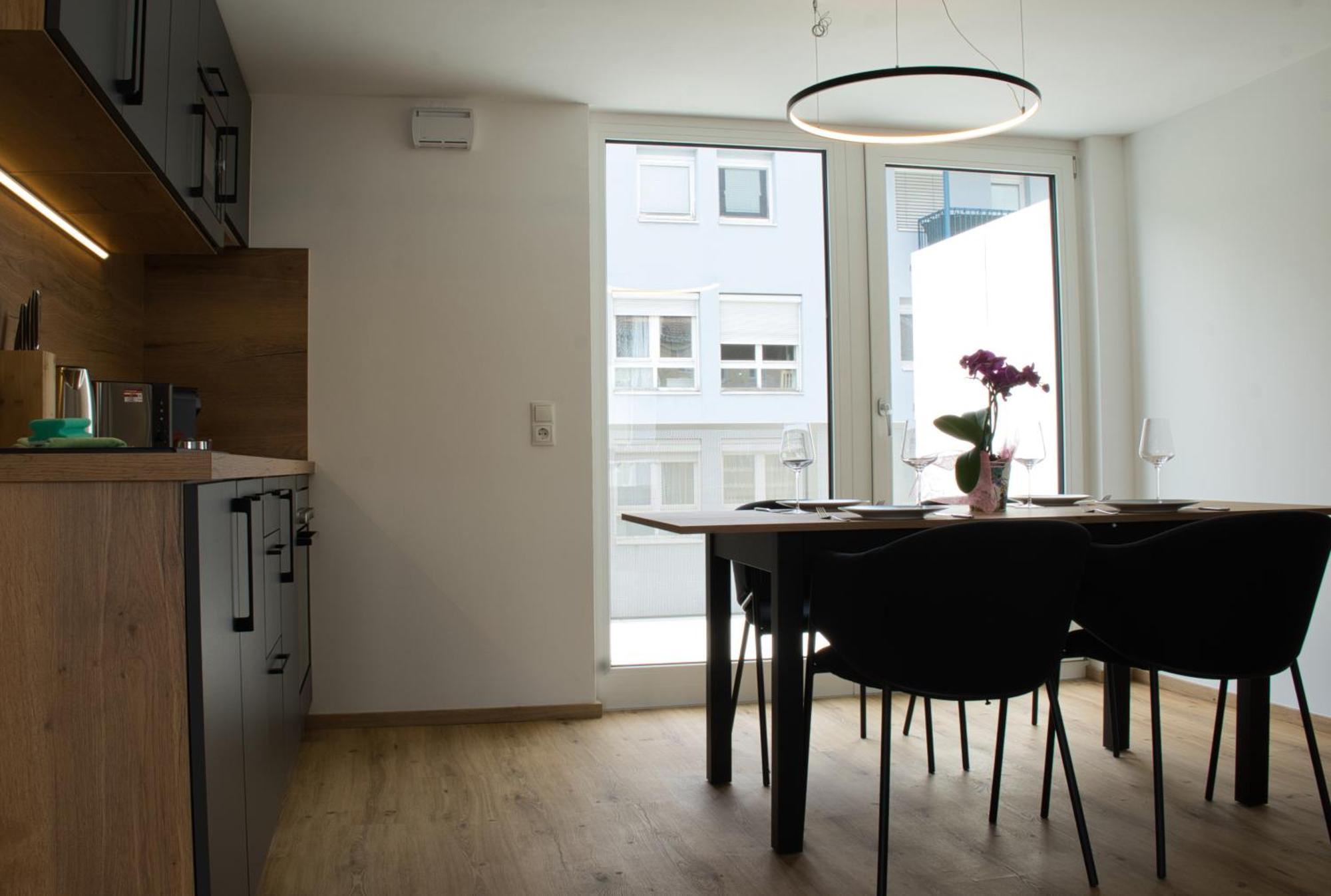 Myquartier City Chalets Innsbruck Bagian luar foto