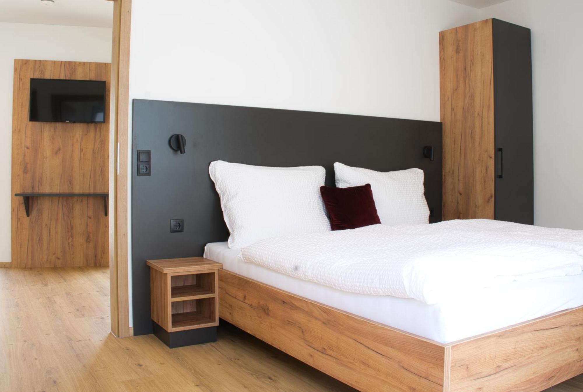 Myquartier City Chalets Innsbruck Bagian luar foto
