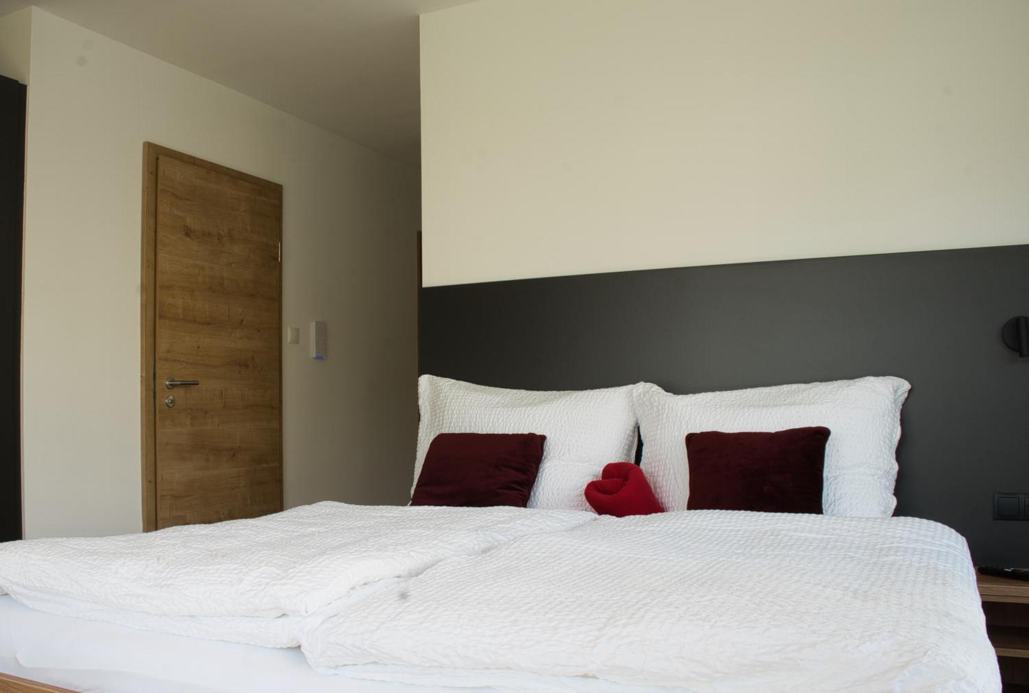 Myquartier City Chalets Innsbruck Bagian luar foto